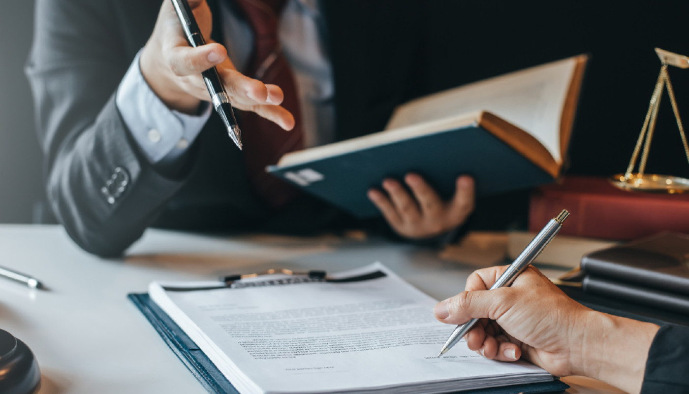 Assistant assurance : qui contacter en cas de litige ?